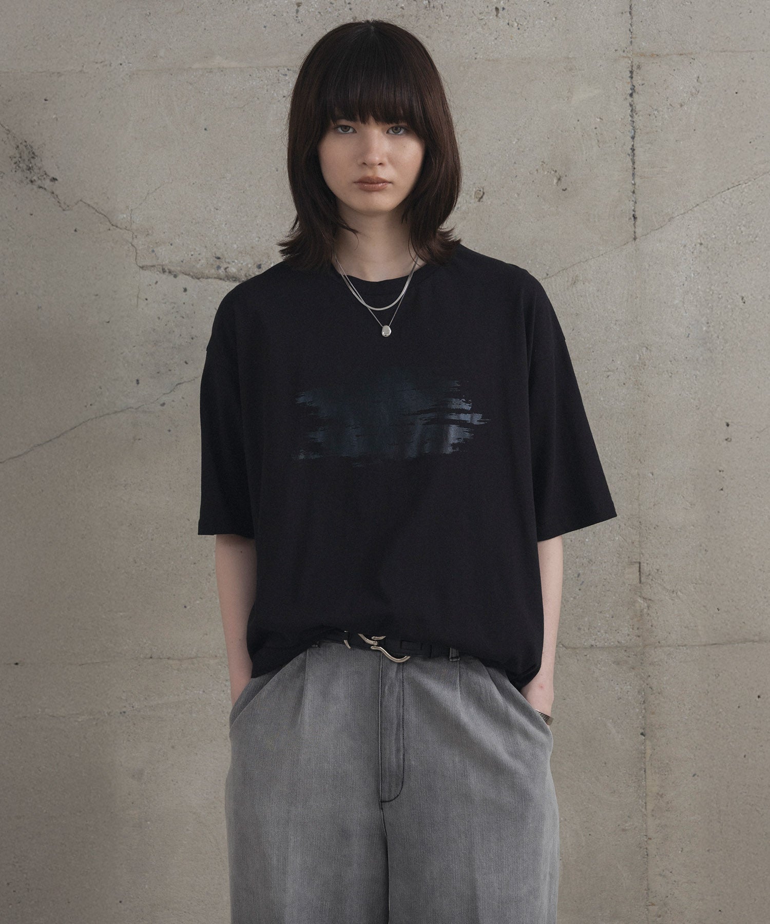 アブストラクトグラフィック箔プリント 半袖Tシャツ