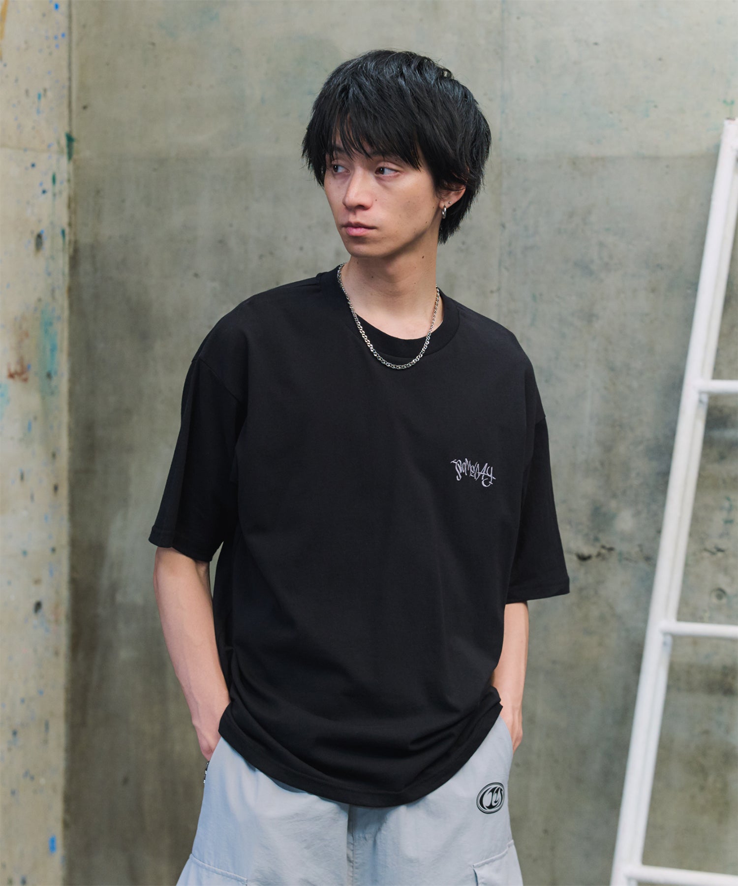 クラウン ボックスシルエット グランジ風 レトロモチーフ バックプリント 半袖Tシャツ