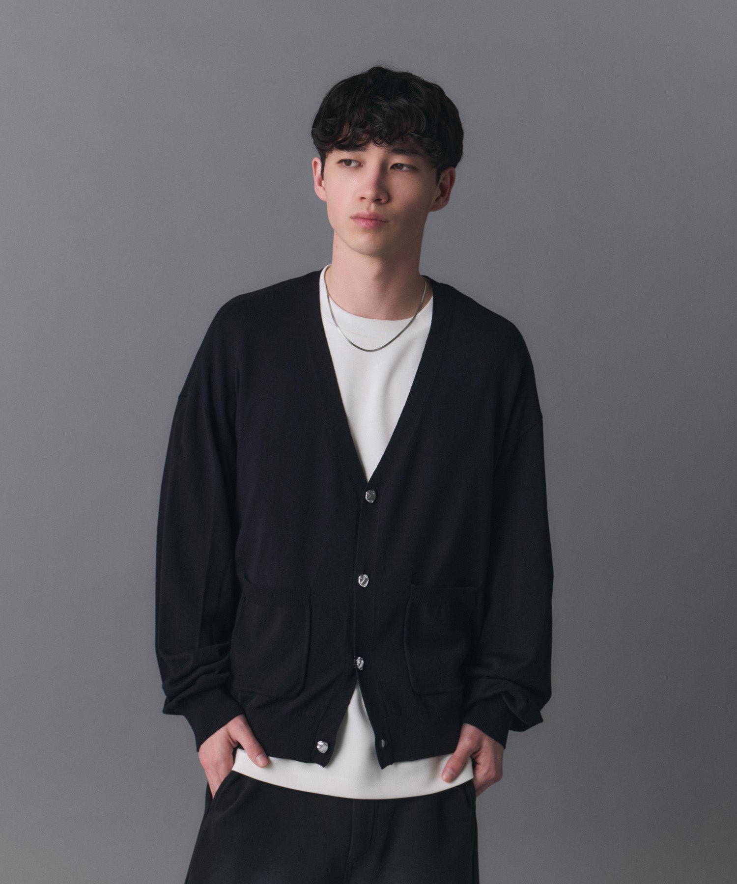 Stone-like Button Cardigan / ストーンライクボタンカーディガン