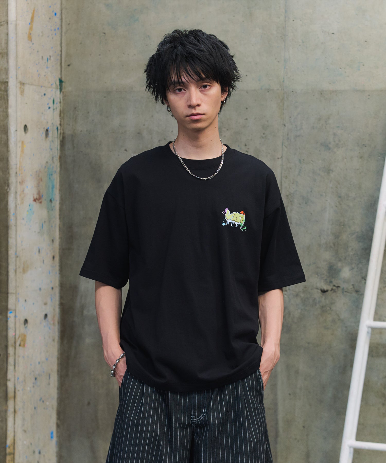 ボックスシルエット スプラッシュ タギング ストリートグラフィック 半袖Tシャツ