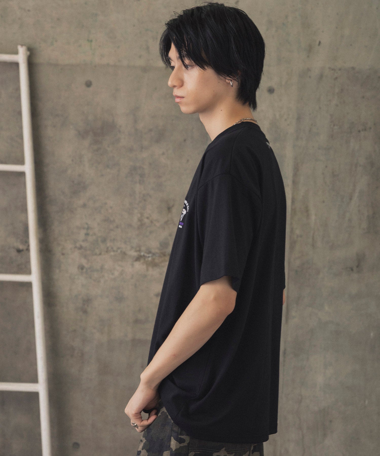 ヒゲオジサンC ワンポイント刺繍ロゴ ビッグシルエット半袖Tシャツ
