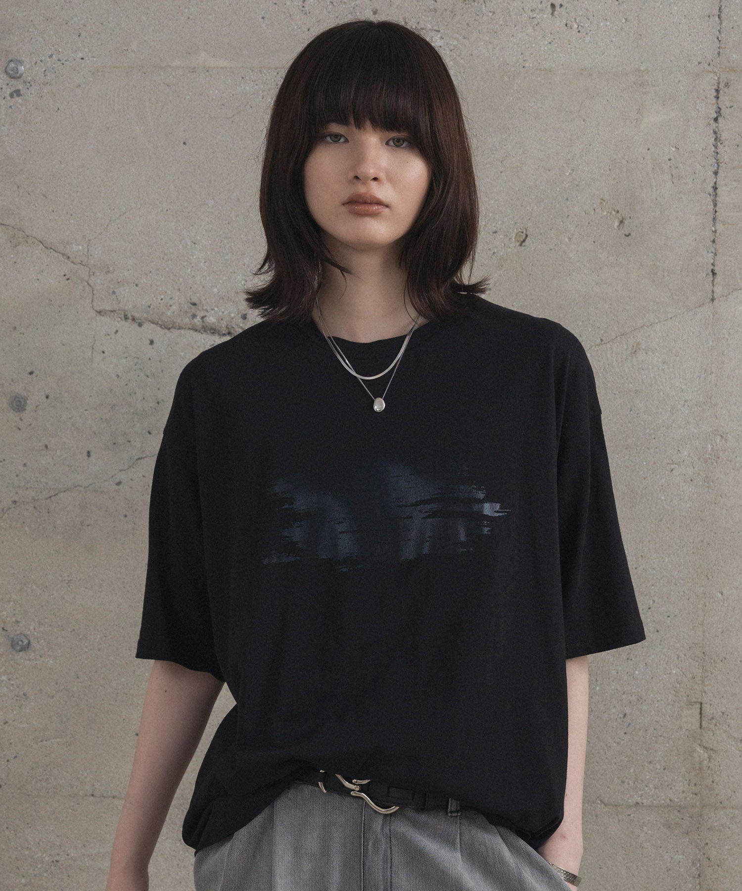 アブストラクトグラフィック箔プリント 半袖Tシャツ
