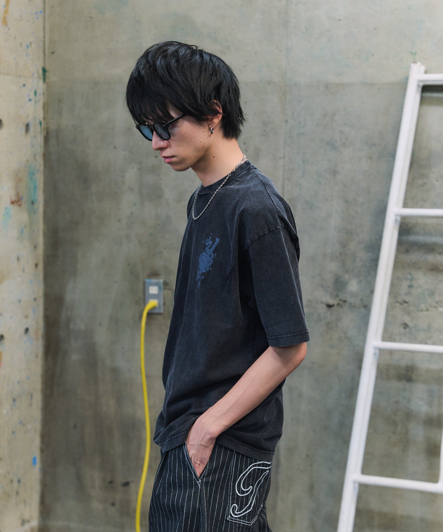 ハードウォッシュ加工 バックプリント ボックスシルエット 半袖Tシャツ