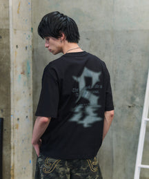 フェードロゴ ボックスシルエット グランジ風 レトロモチーフ バックプリント 半袖Tシャツ