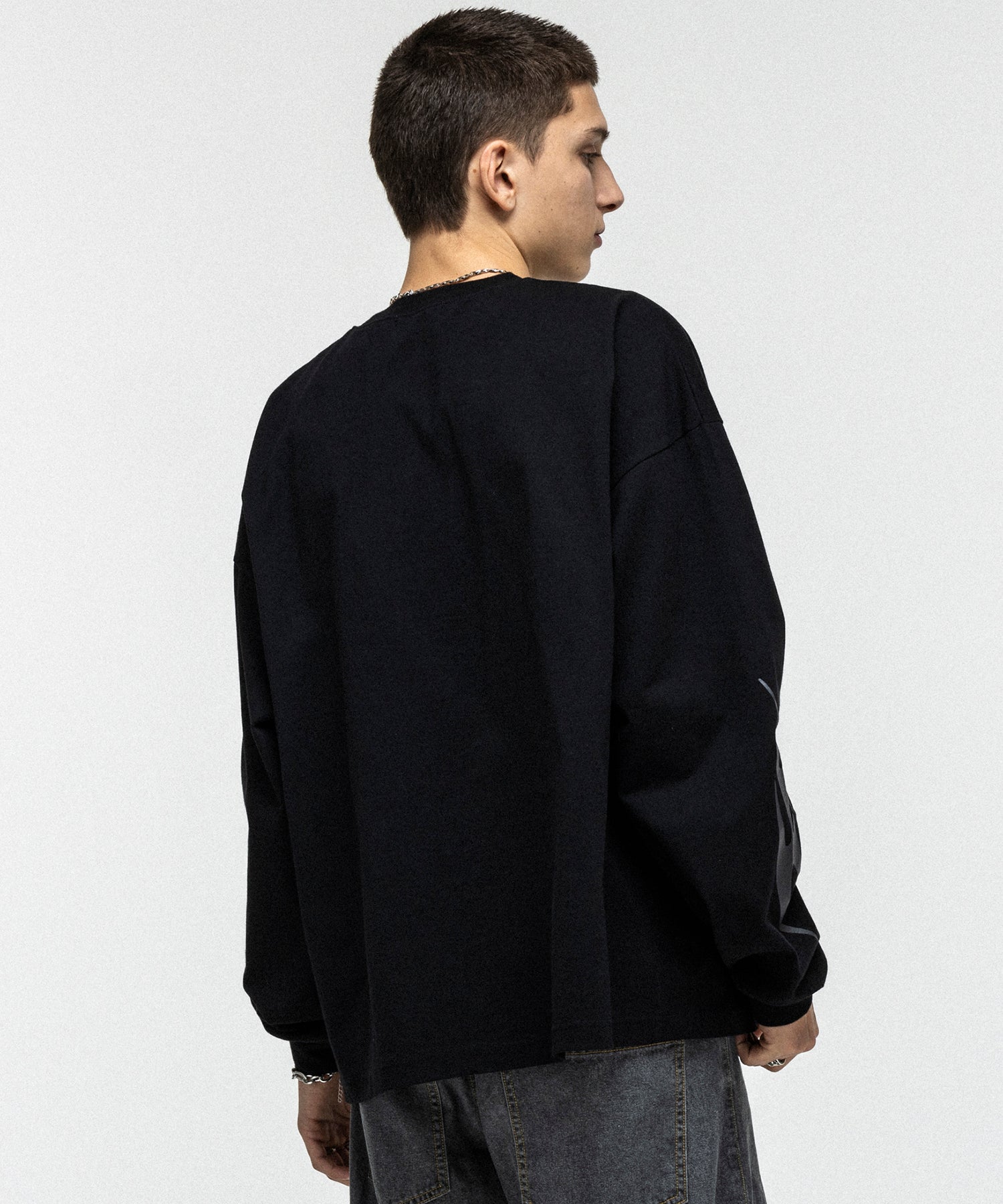 ILL'S | GRAPHIC LONG SLEEVE TEE / グラフィックロングスリーブTシャツ