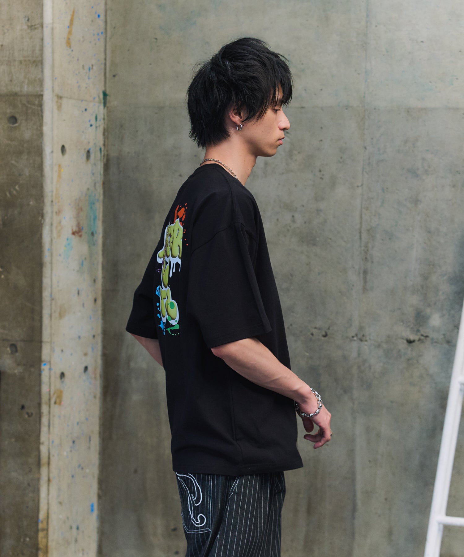 ボックスシルエット スプラッシュ タギング ストリートグラフィック 半袖Tシャツ