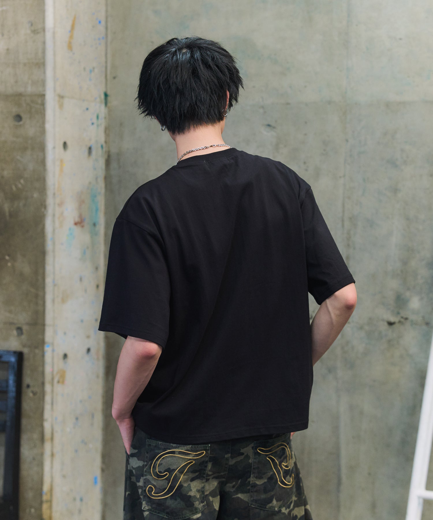 VINTAGE LIKE GRAPHIC PHOTO T-SHIRT / ヴィンテージ風グラフィックフォトTシャツ