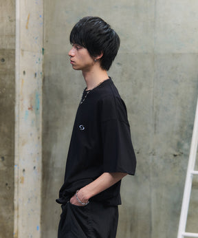 ビッグシルエット ワンポイント刺繍 裾ドローコード Tシャツ