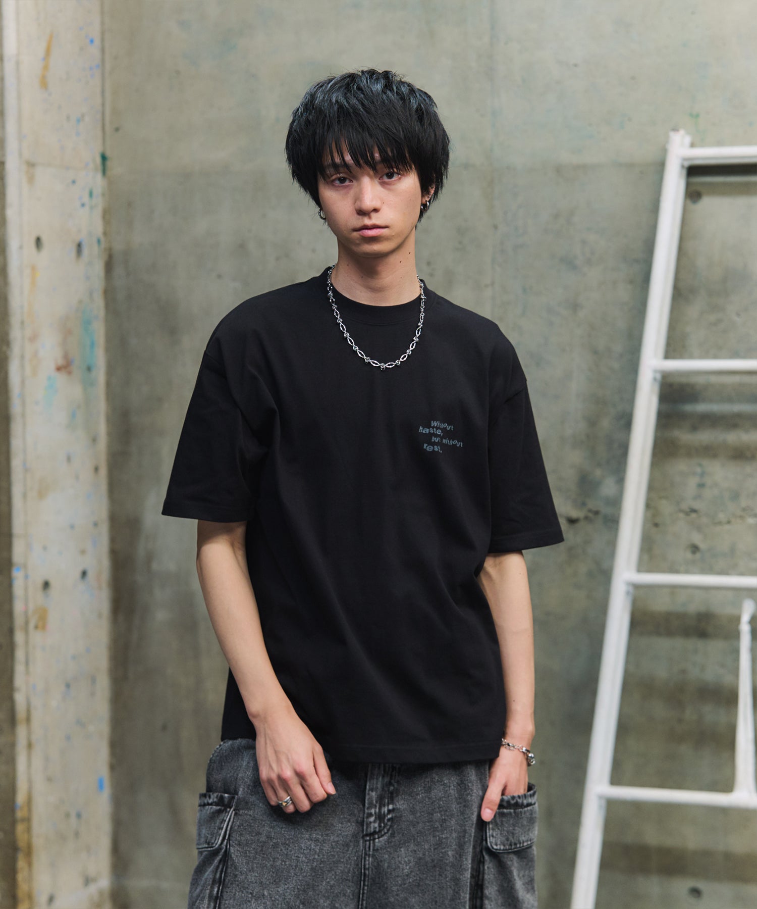 ビッグシルエット プレーティング グラフィック プリント 半袖Tシャツ