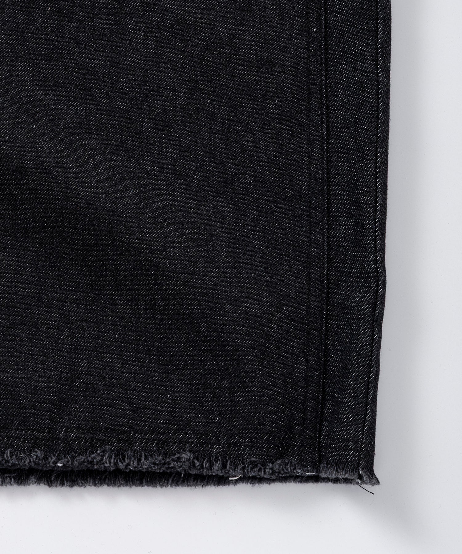 DOUBLE KNEE CURVE SHORTS / ダブルニーカーブショーツ