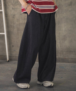 2-TUCK BACK EMBROIDERED DENIM PANTS / ツータック バック刺繍入り デニムパンツ