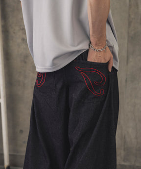 2-TUCK BACK EMBROIDERED DENIM PANTS / ツータック バック刺繍入り デニムパンツ
