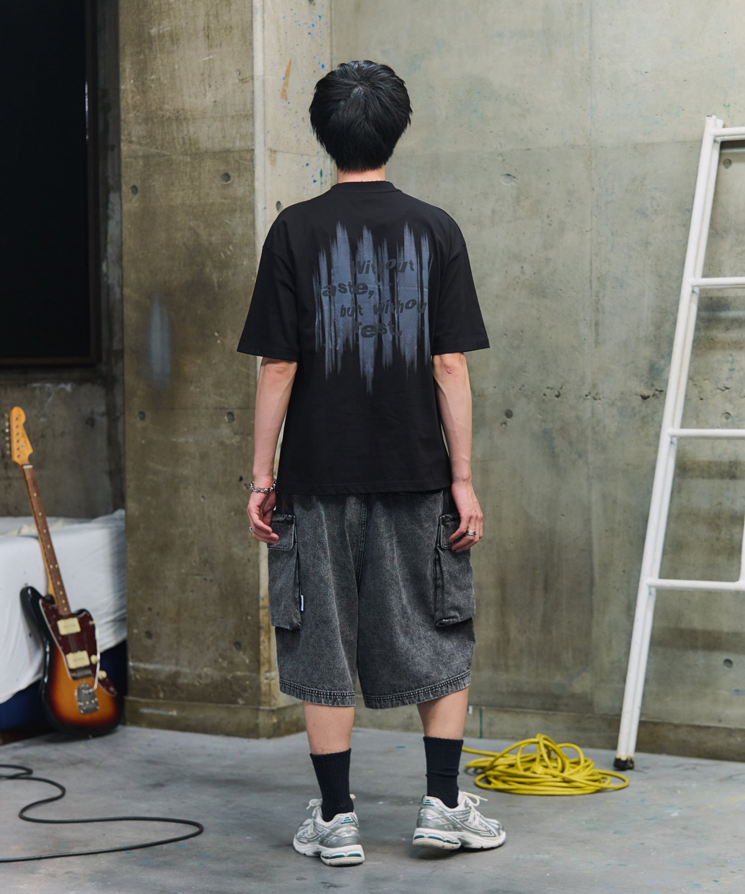 ビッグシルエット プレーティング グラフィック プリント 半袖Tシャツ