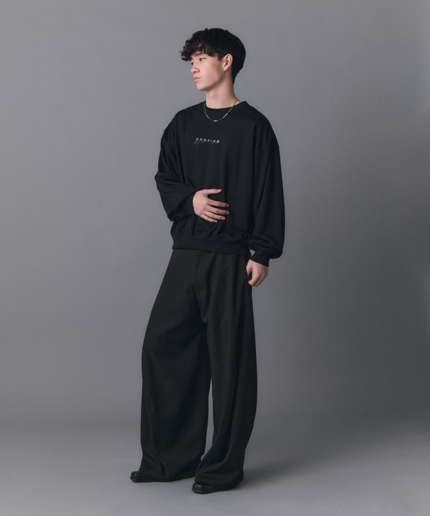 Confirm Logo Embroidery Crew Sweat / "Confirm"ロゴ刺繍クルースウェット