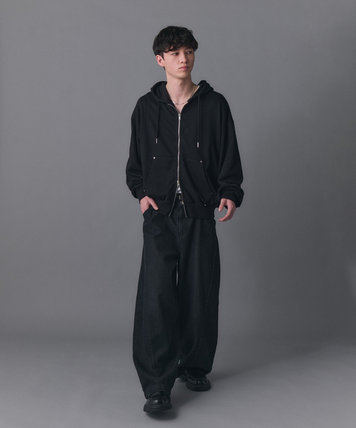 Switching Full Zip Hoodie / スイッチングフルジップパーカー