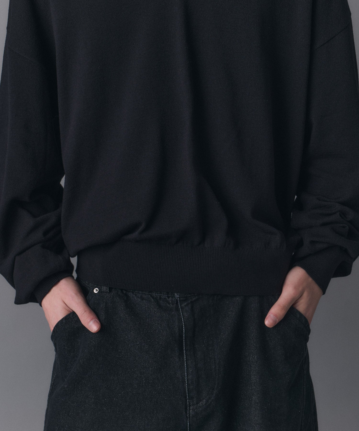 V-neck High Gauge Knit / Vネックハイゲージニット