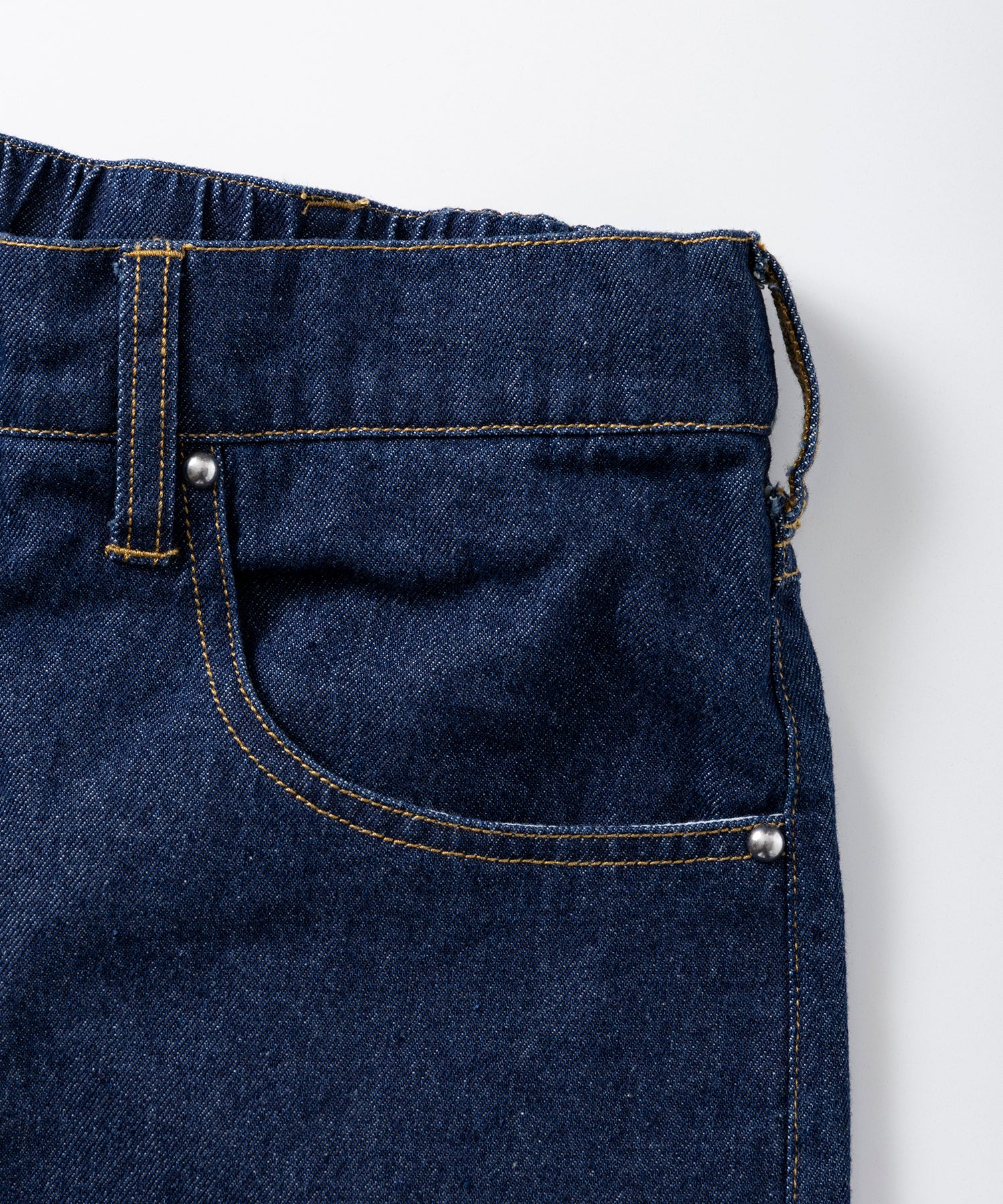 DOUBLE KNEE CURVE SHORTS / ダブルニーカーブショーツ