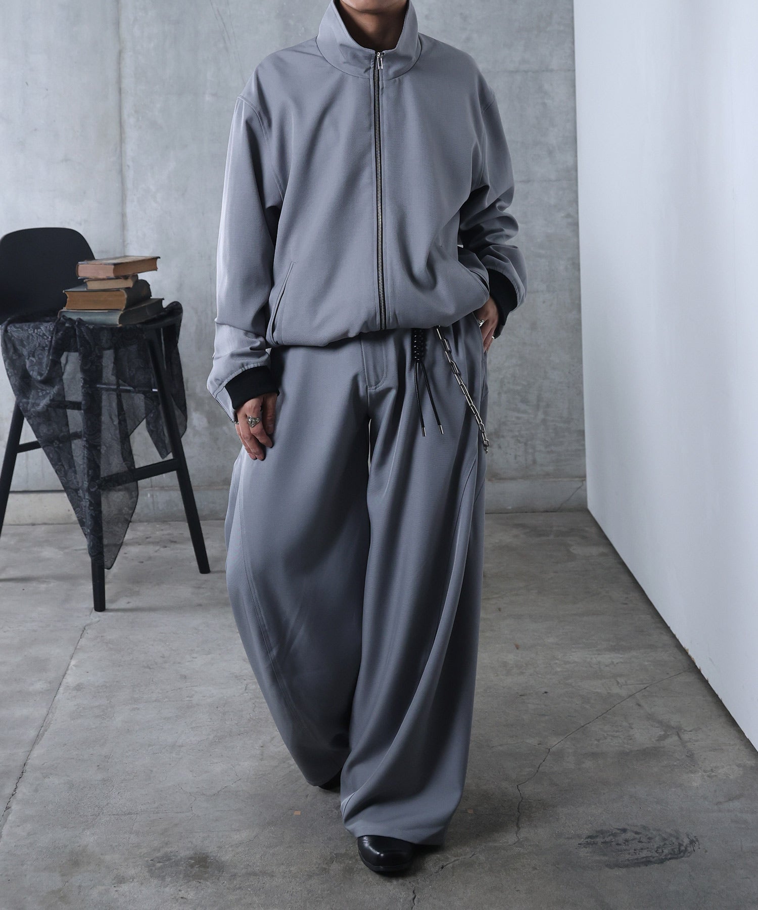 ドローコード スタンド ZIPブルゾン