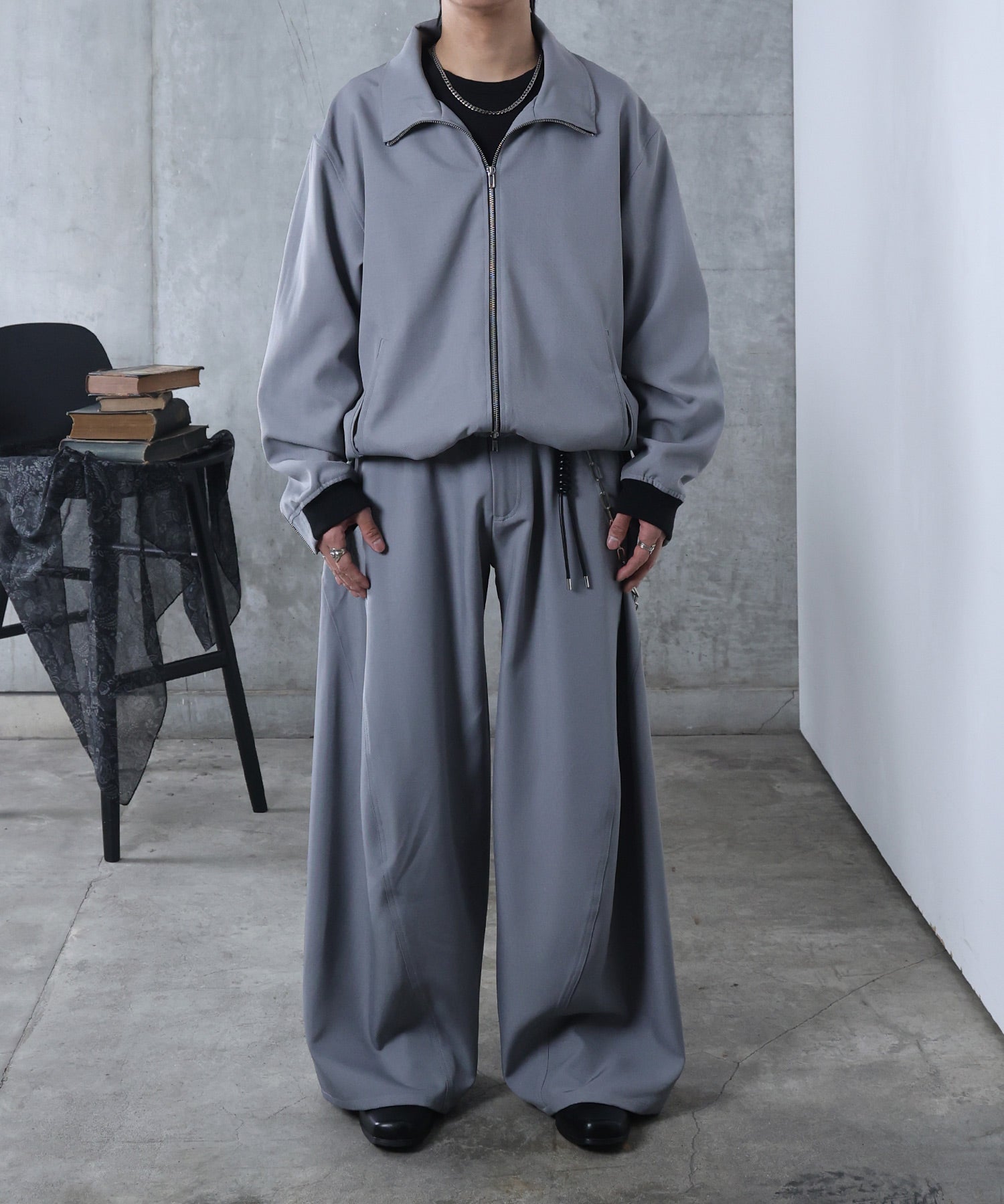 ドローコード スタンド ZIPブルゾン