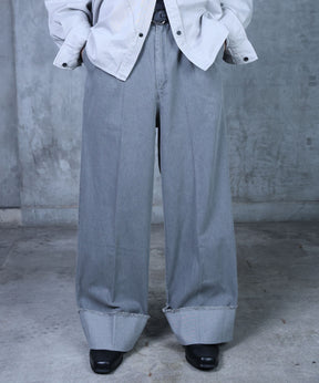 ロールアップ デニムスラックス