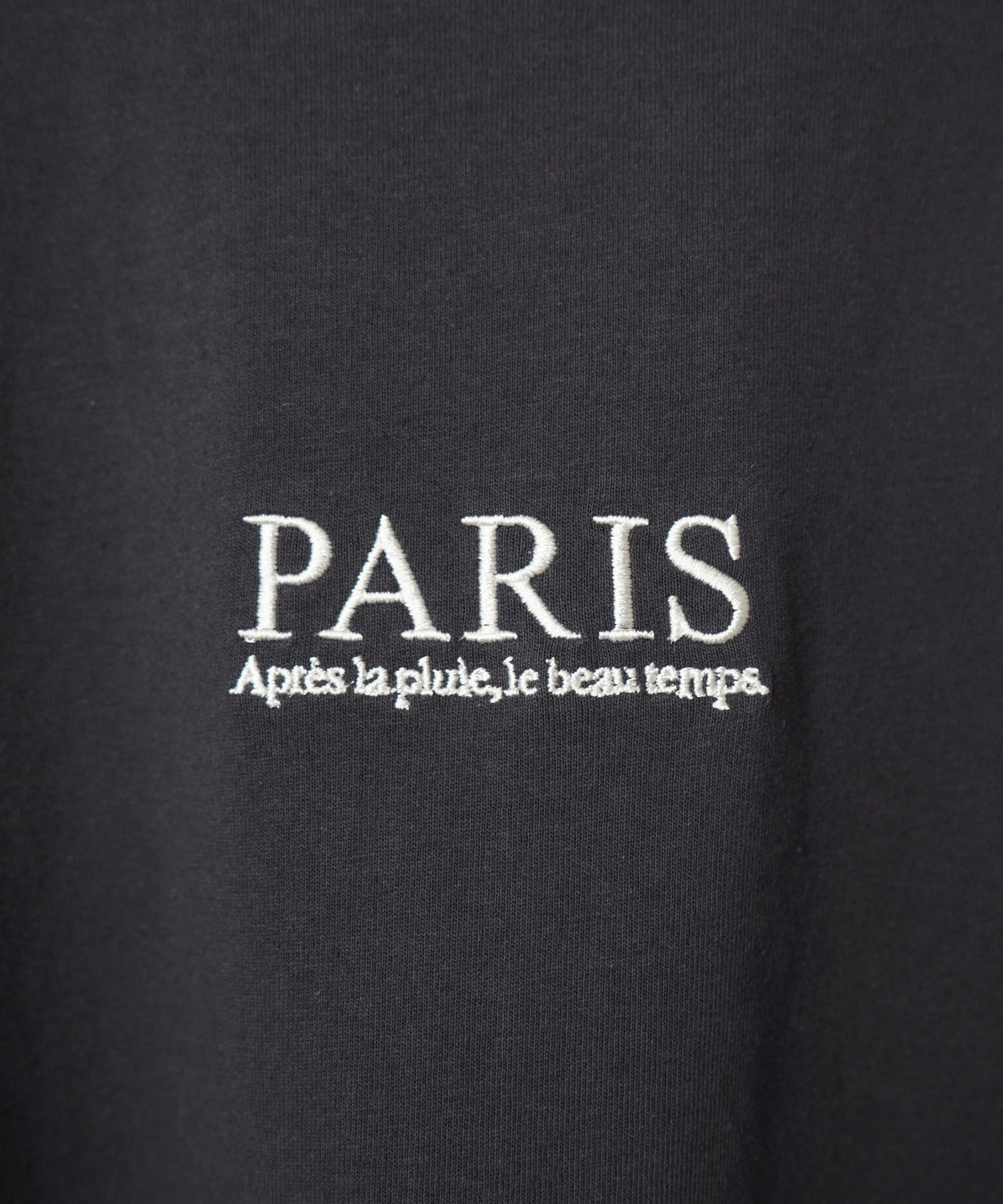 PARIS ワンポイント刺繍ロゴ ビッグシルエットロンT