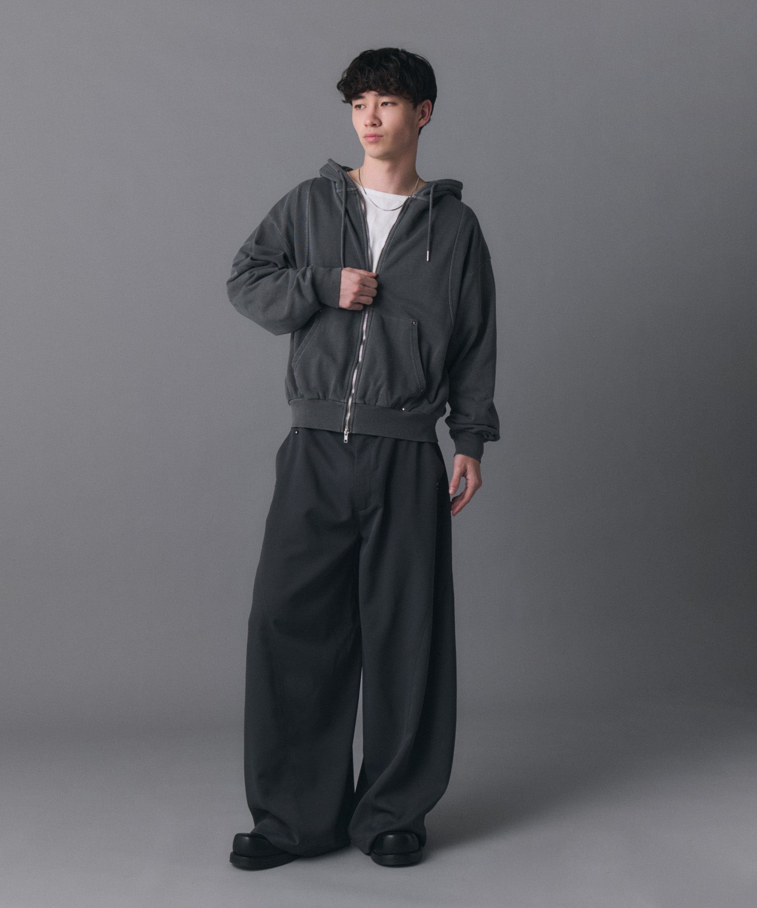 CONFIRM | Switching Full Zip Hoodie / スイッチングフルジップパーカー