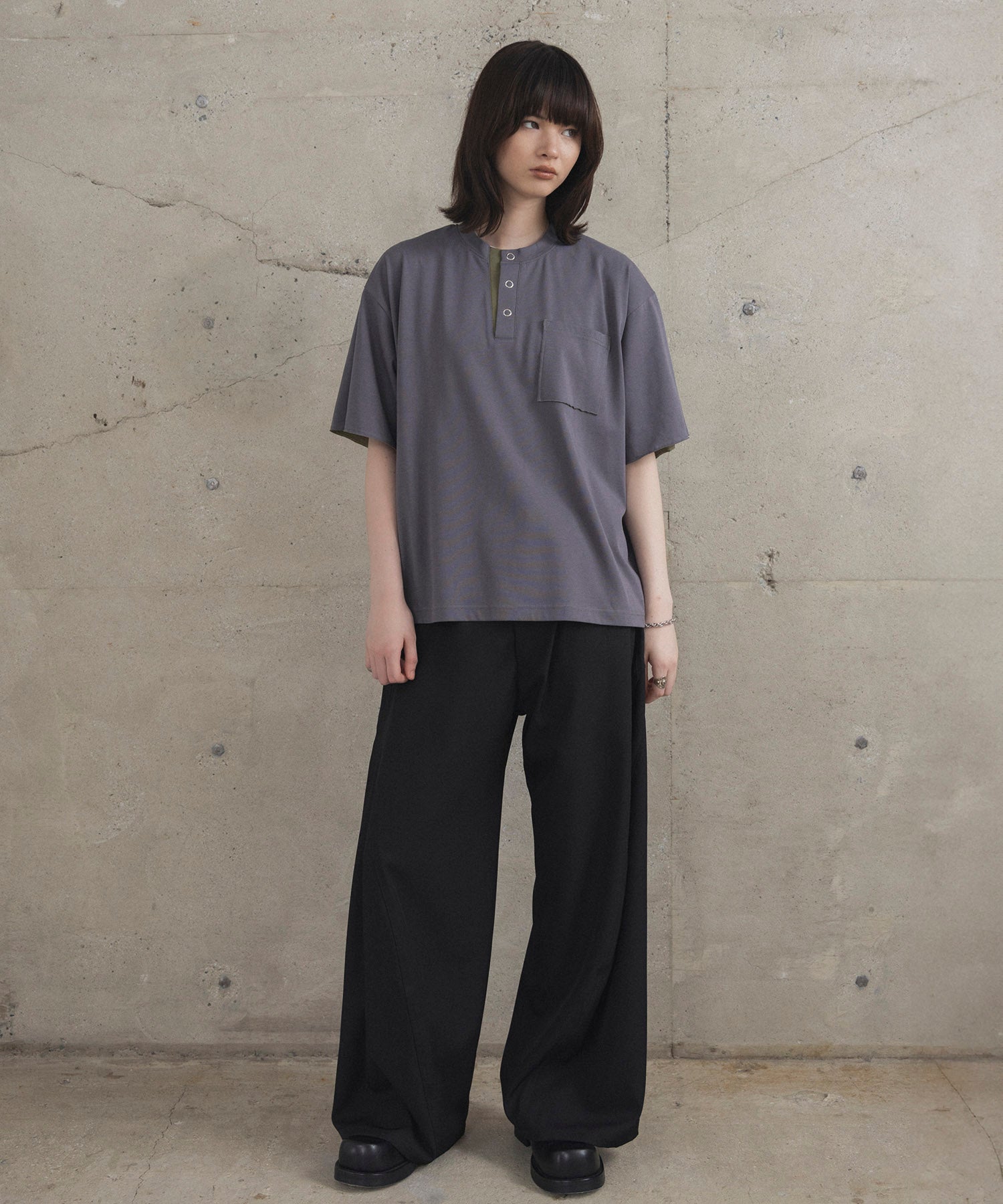 Contrast Color Henley Neck T-shirt / コントラストカラー ヘンリーネックTシャツ