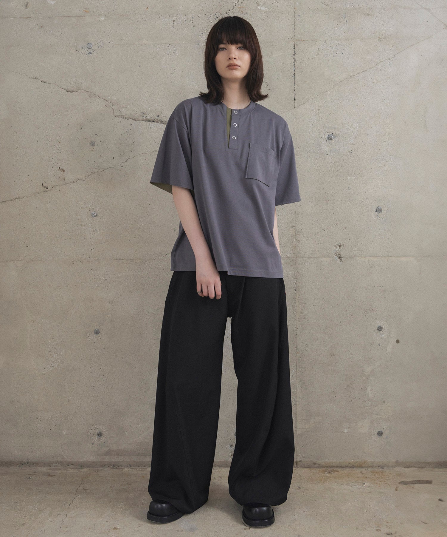 Contrast Color Henley Neck T-shirt / コントラストカラー ヘンリーネックTシャツ