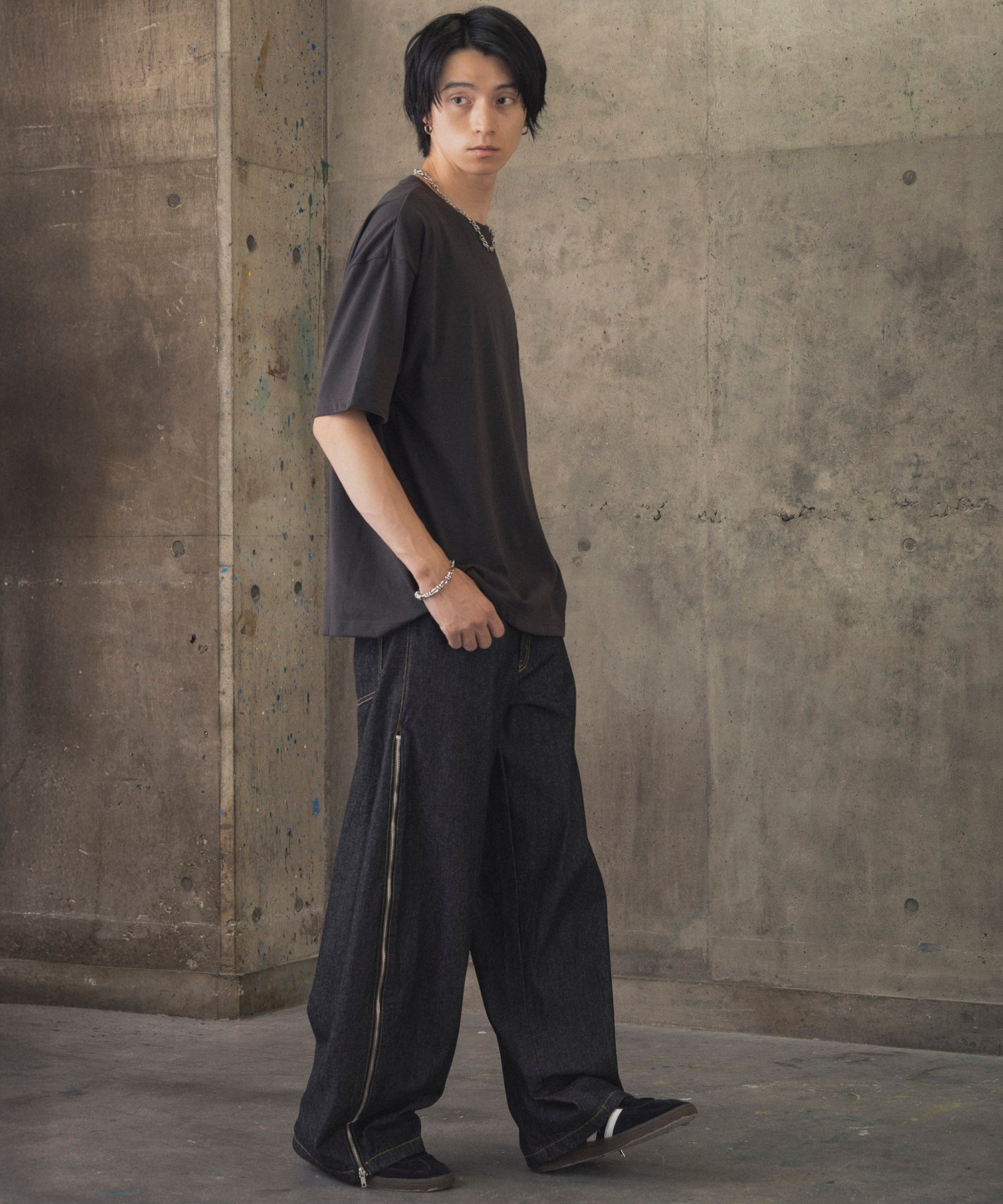 ウォーキングC ワンポイント刺繍ロゴ ビッグシルエット半袖Tシャツ