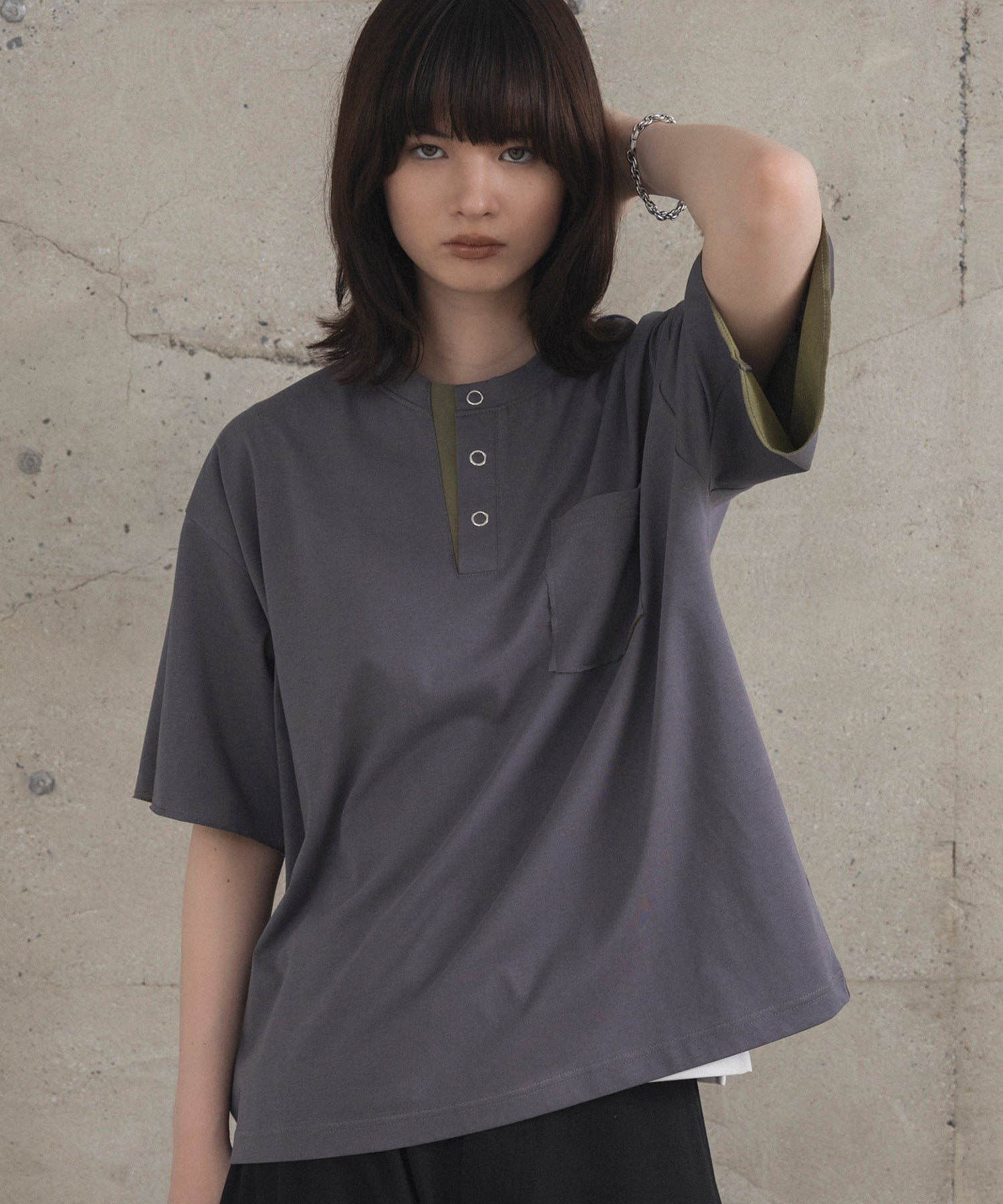 Contrast Color Henley Neck T-shirt / コントラストカラー ヘンリーネックTシャツ