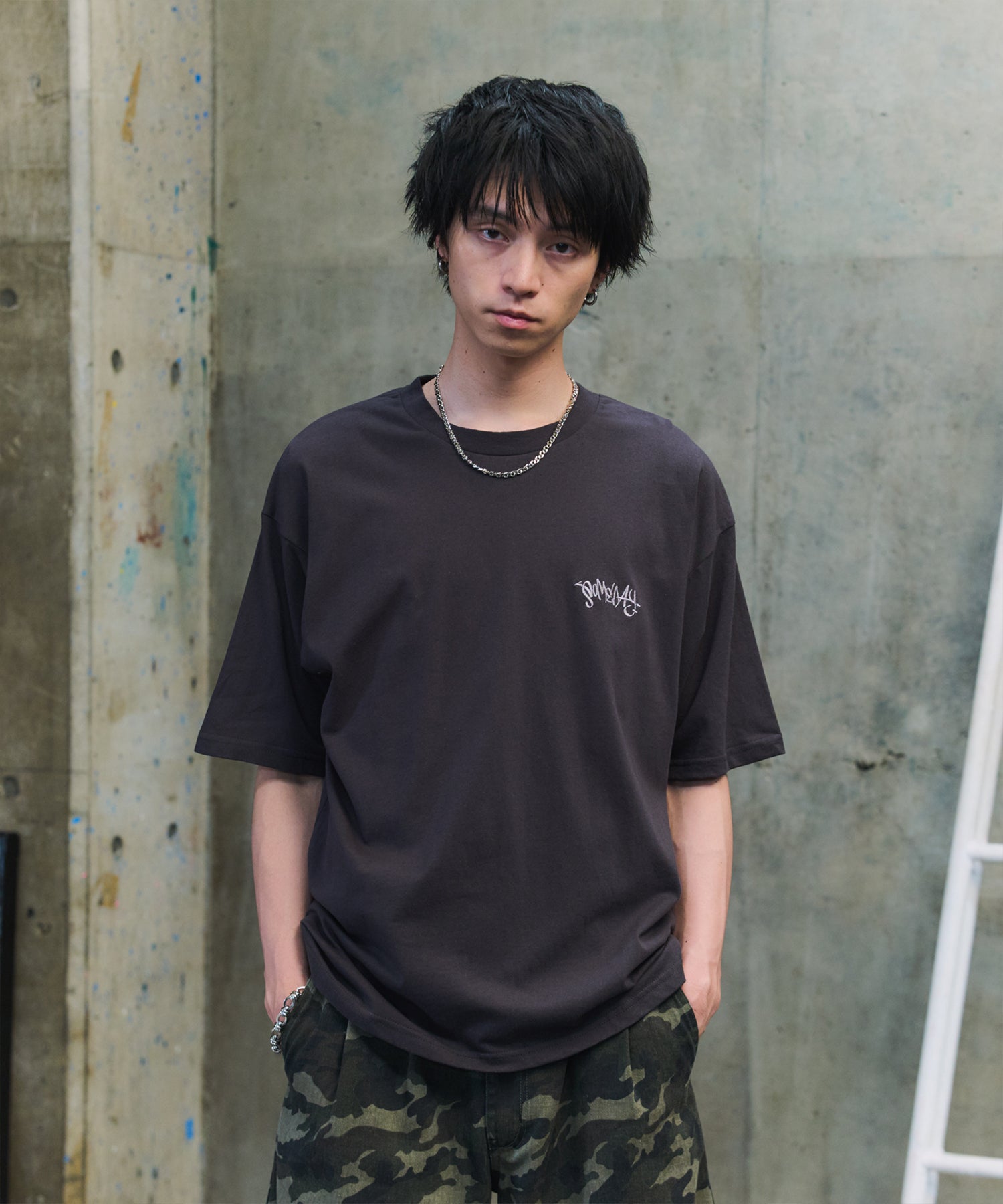クラウン ボックスシルエット グランジ風 レトロモチーフ バックプリント 半袖Tシャツ