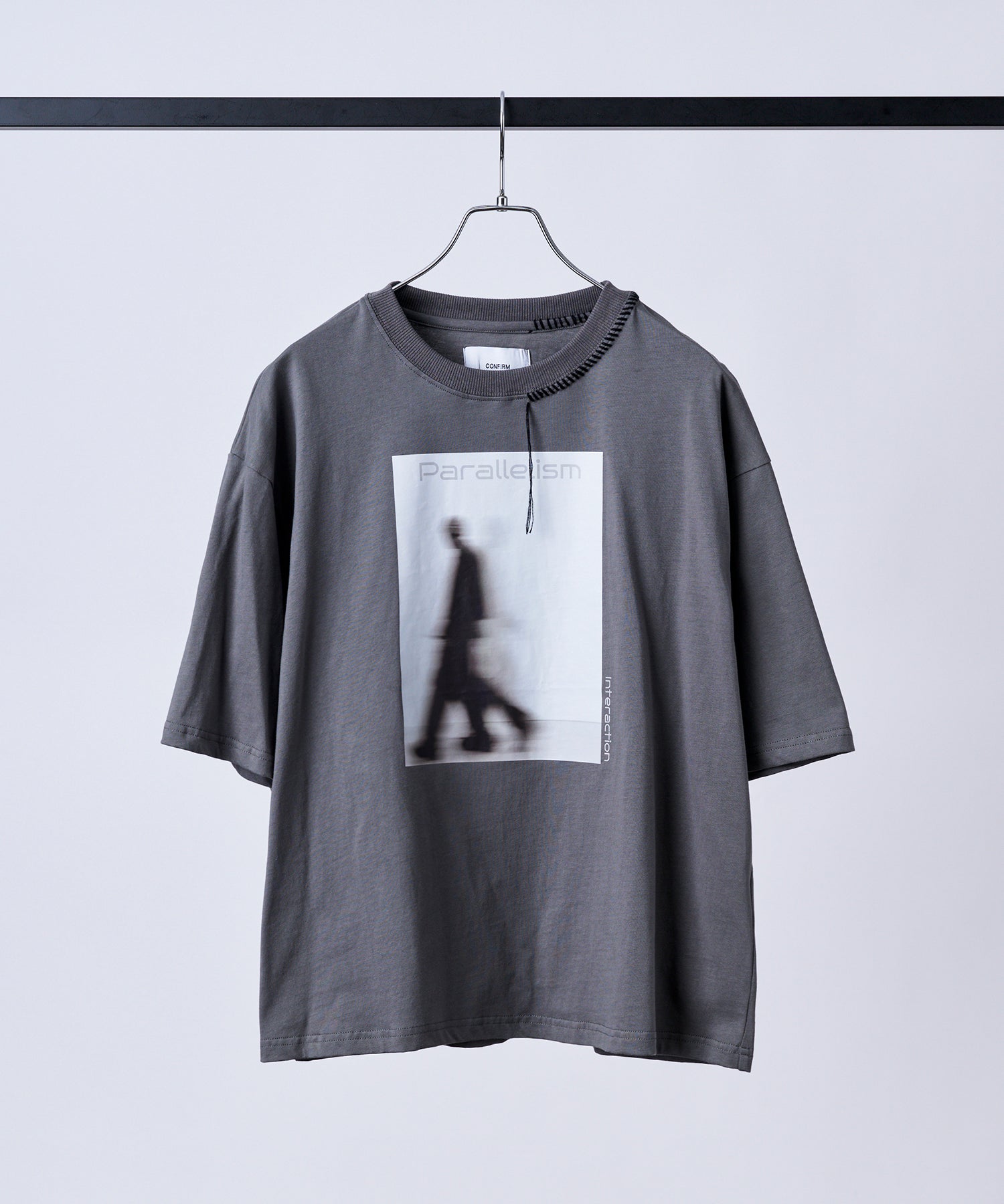 Neck Stitch Photo Graphic T-Shirt / ネックステッチ 写真グラフィックTシャツ