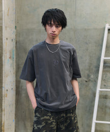 ハードウォッシュ加工 ワンポイント刺繍  ボックスシルエット 半袖Tシャツ