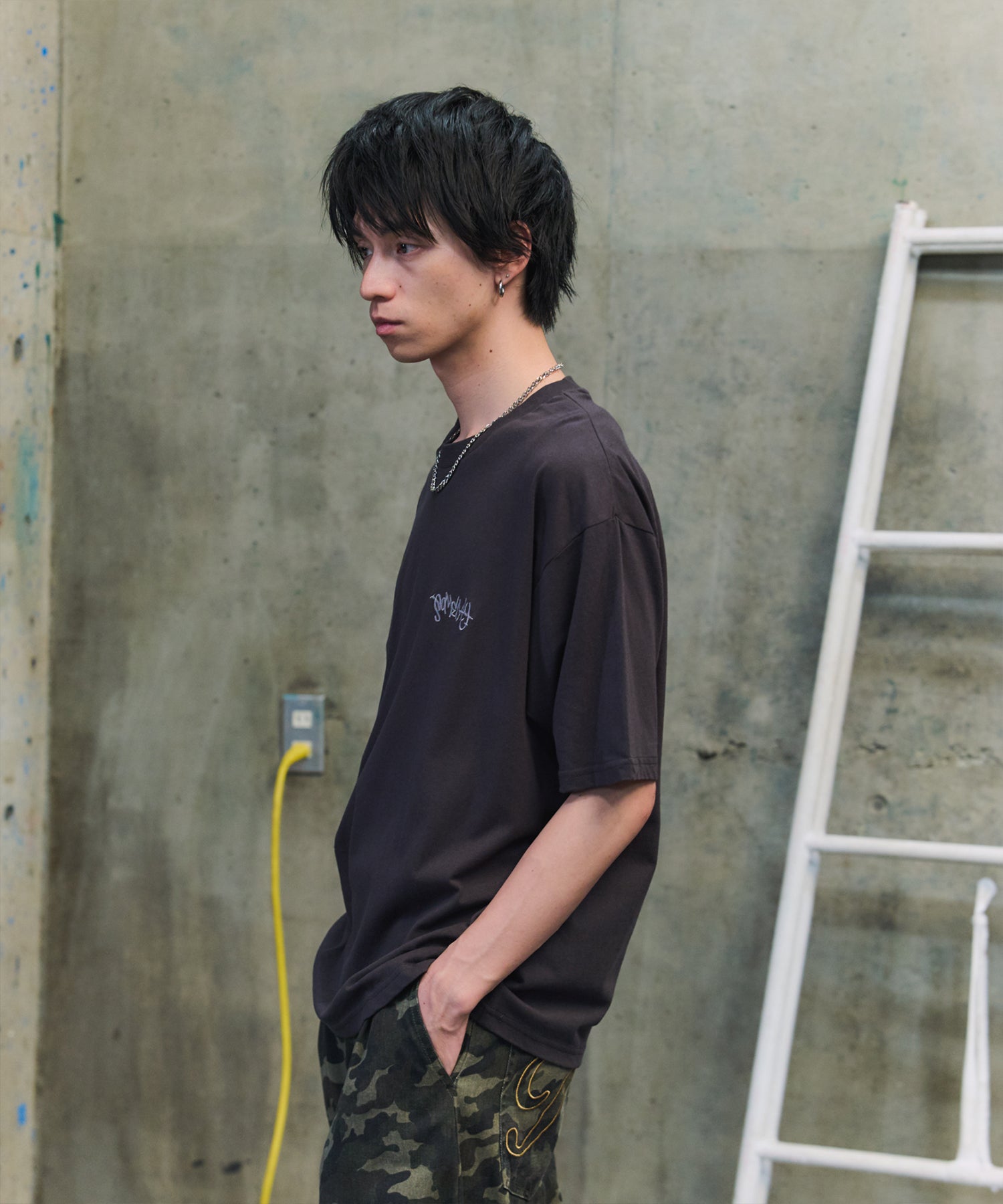 クラウン ボックスシルエット グランジ風 レトロモチーフ バックプリント 半袖Tシャツ