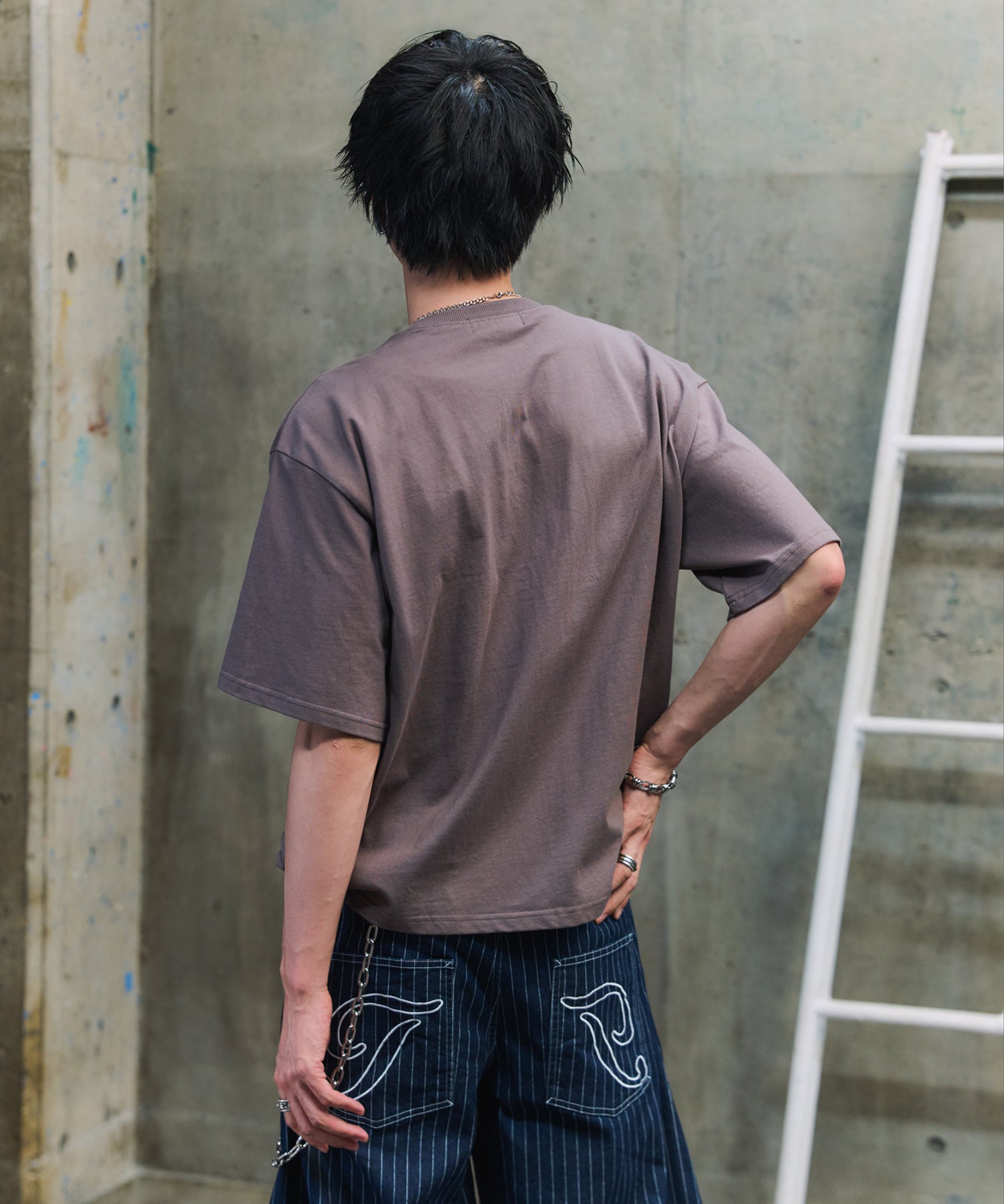 VINTAGE LIKE GRAPHIC PHOTO T-SHIRT / ヴィンテージ風グラフィックフォトTシャツ
