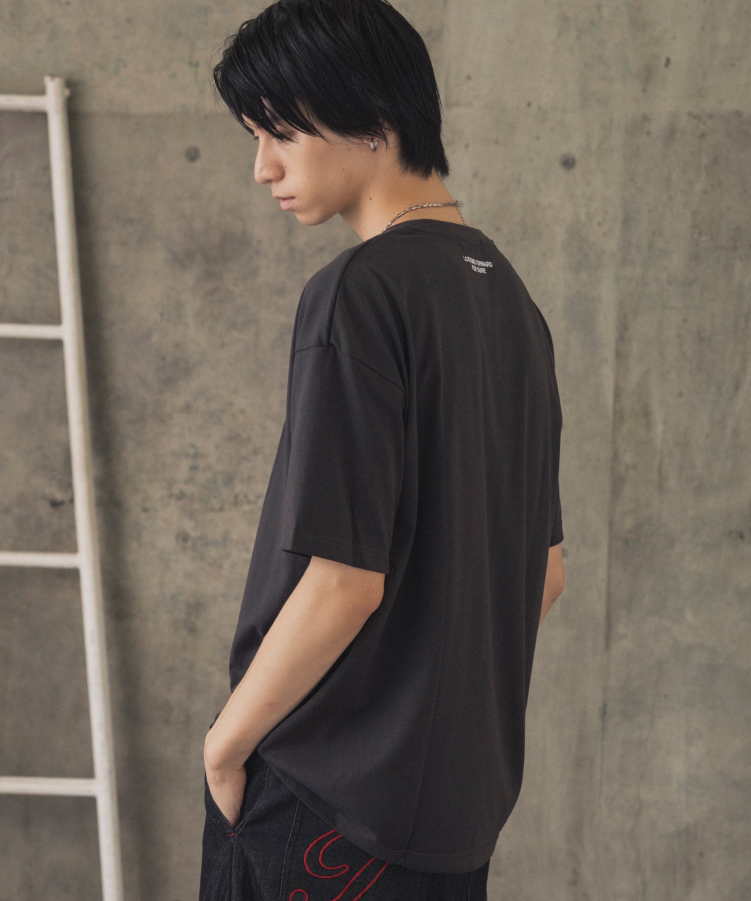 ヒゲオジサンB ワンポイント刺繍ロゴ ビッグシルエット半袖Tシャツ