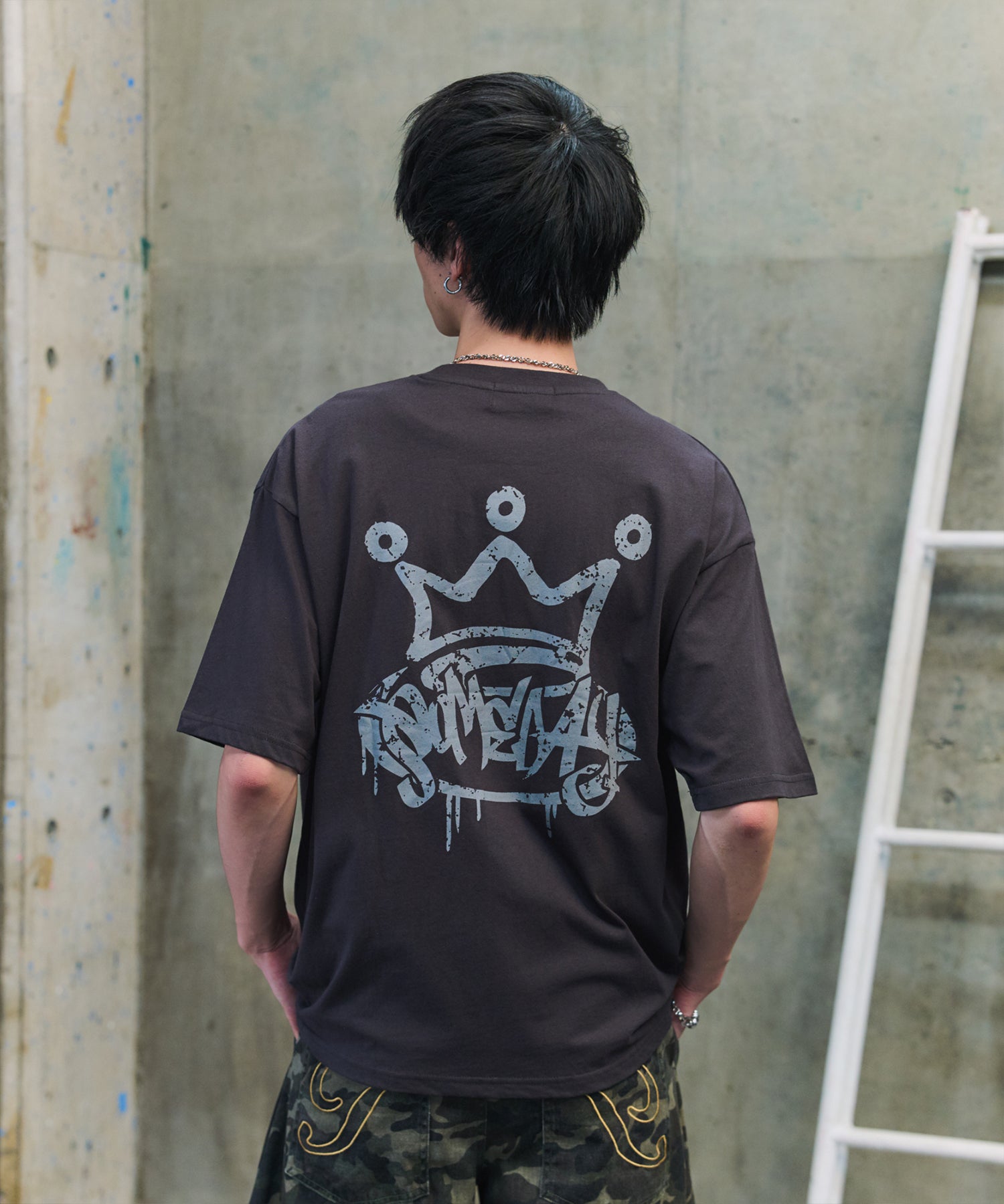 クラウン ボックスシルエット グランジ風 レトロモチーフ バックプリント 半袖Tシャツ