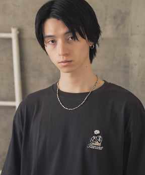 ヒゲオジサンB ワンポイント刺繍ロゴ ビッグシルエット半袖Tシャツ