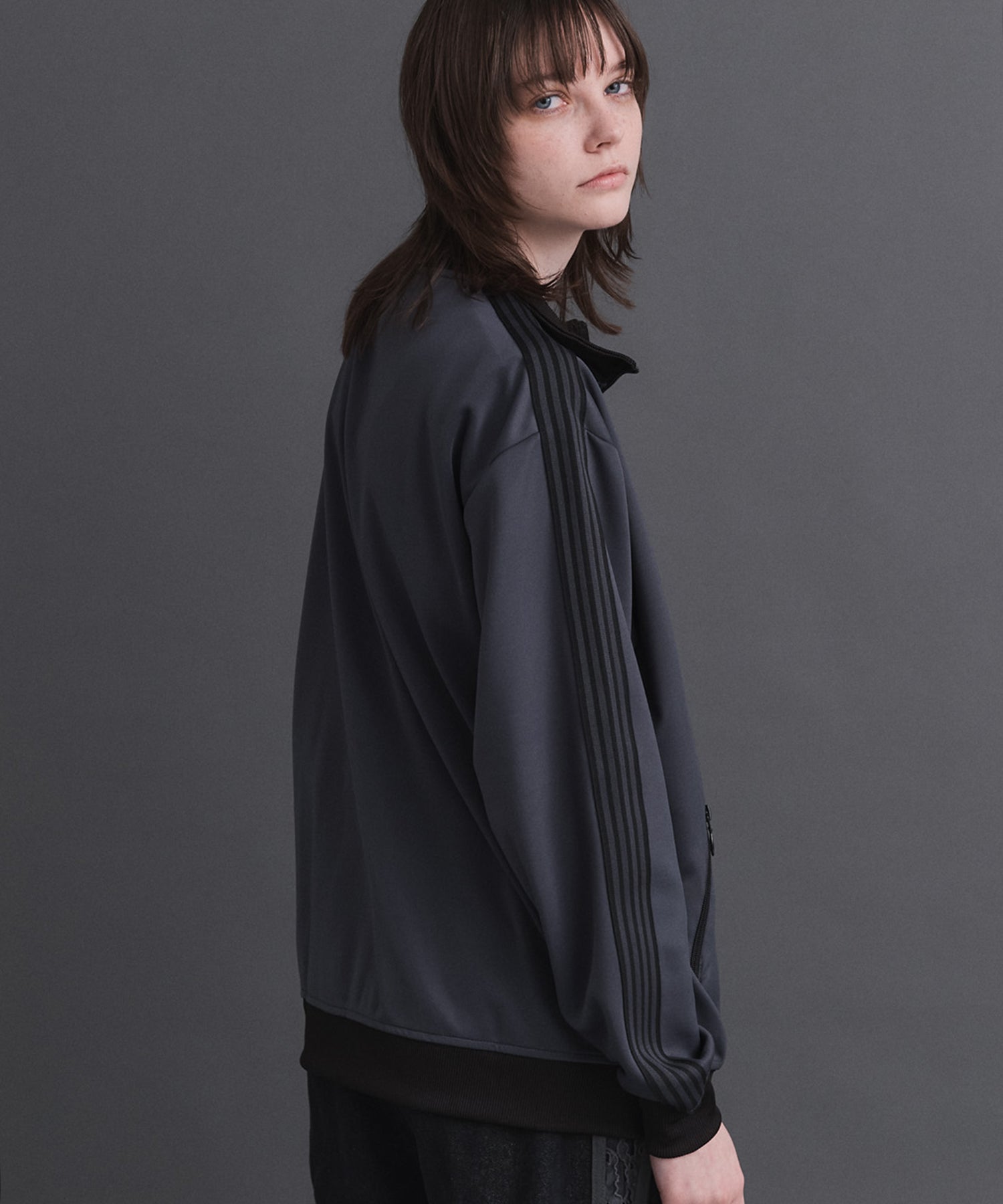 新色追加【セットアップ対応】WEB限定 ビッグシルエット ワンポイント刺繍 袖ラインジャージ トラックジャケット