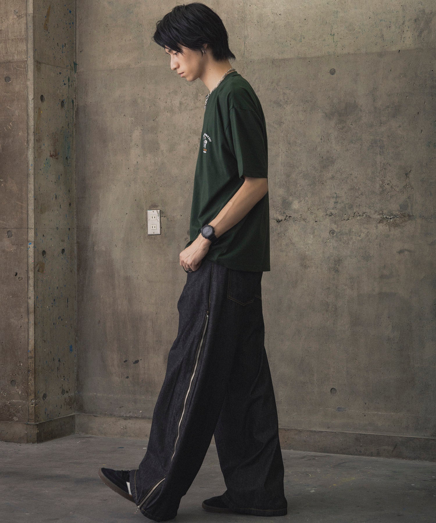 ヒゲオジサンC ワンポイント刺繍ロゴ ビッグシルエット半袖Tシャツ