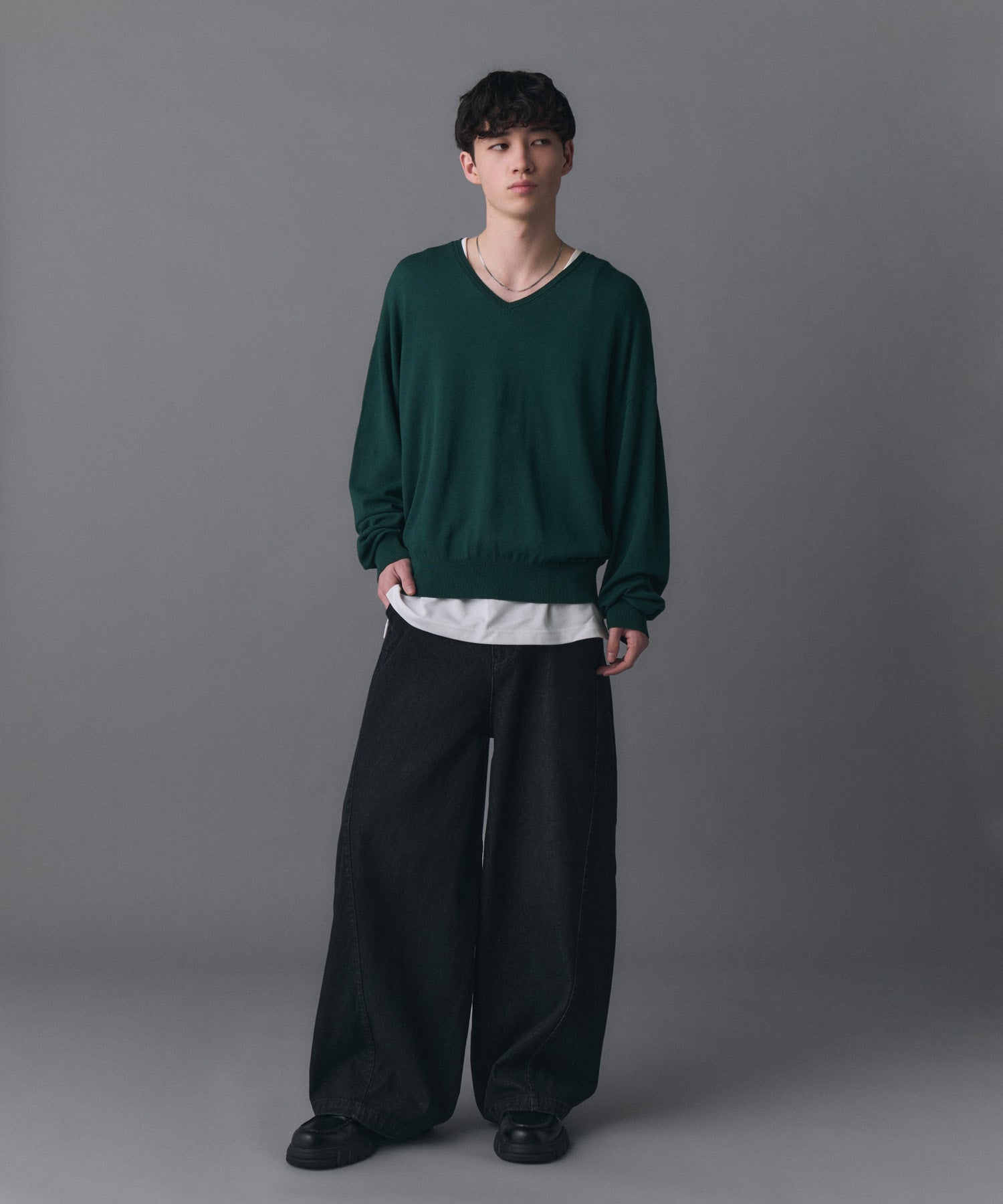 V-neck High Gauge Knit / Vネックハイゲージニット