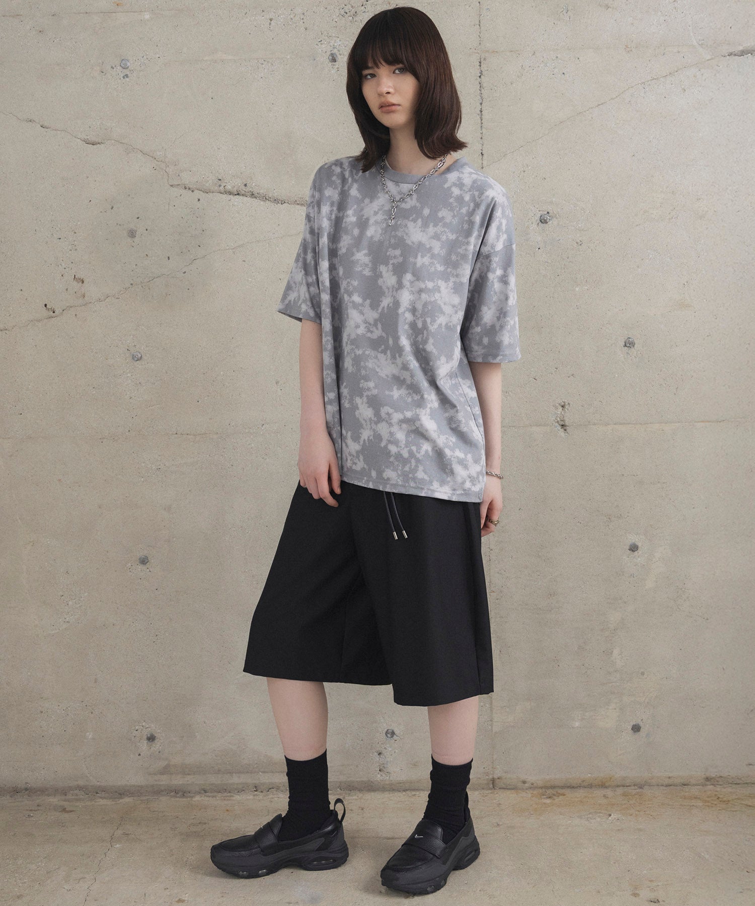 ビックシルエット 総柄プリント 半袖Ｔシャツ