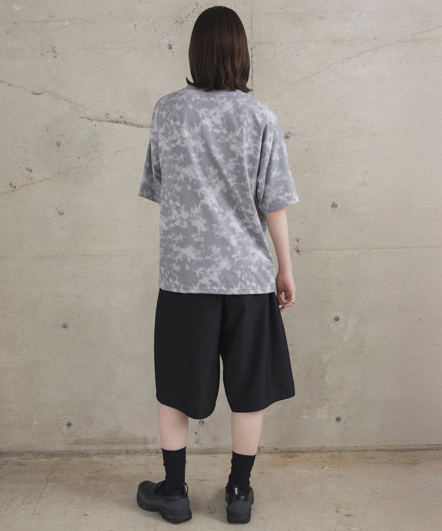 ビックシルエット 総柄プリント 半袖Ｔシャツ