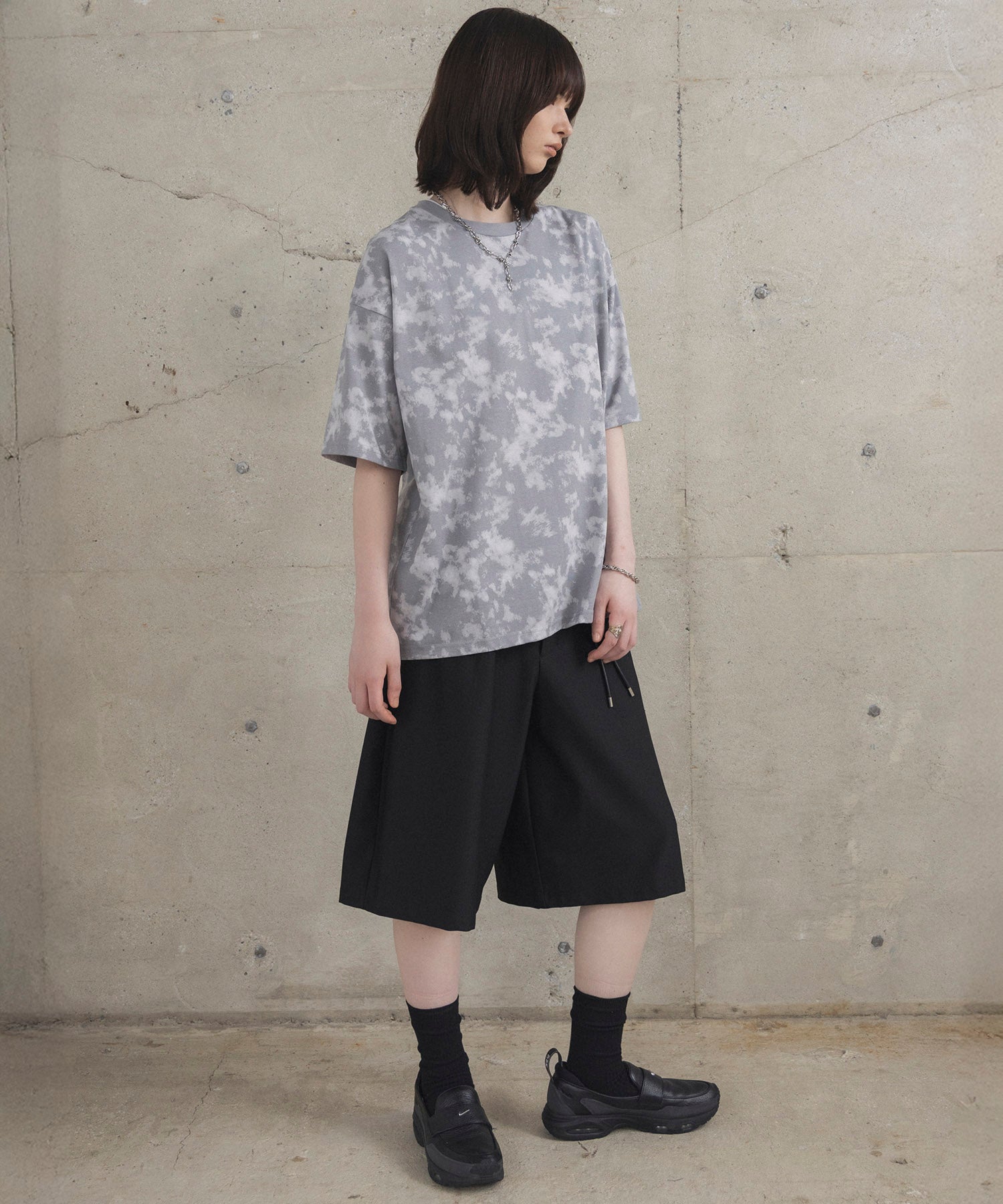 ビックシルエット 総柄プリント 半袖Ｔシャツ