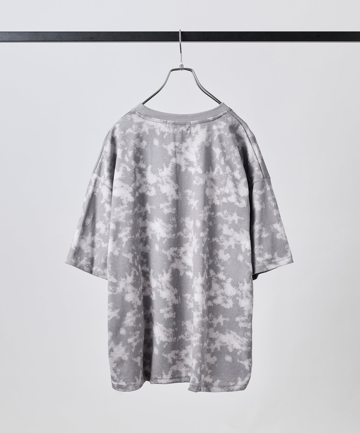 ビックシルエット 総柄プリント 半袖Ｔシャツ