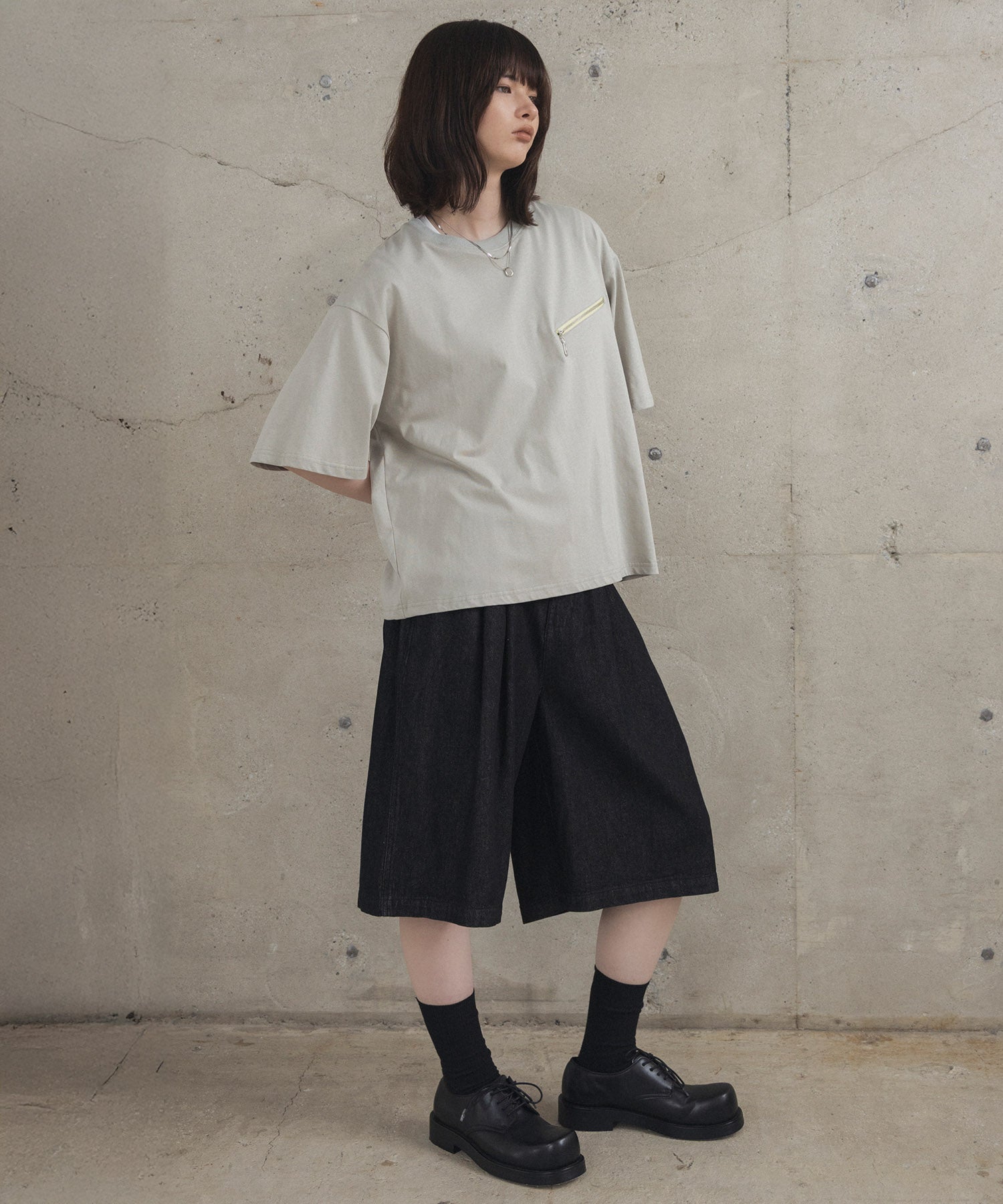 Zip-detail Tee / ジップディテールTシャツ