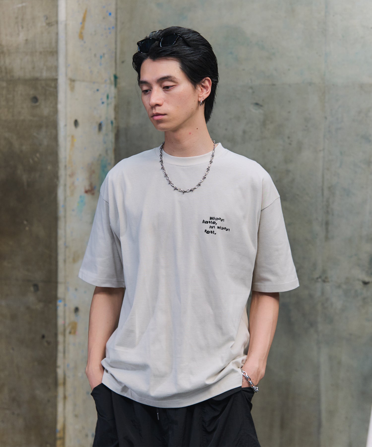 ビッグシルエット プレーティング グラフィック プリント 半袖Tシャツ