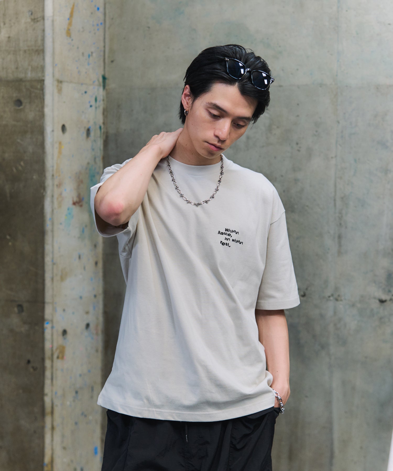 ビッグシルエット プレーティング グラフィック プリント 半袖Tシャツ