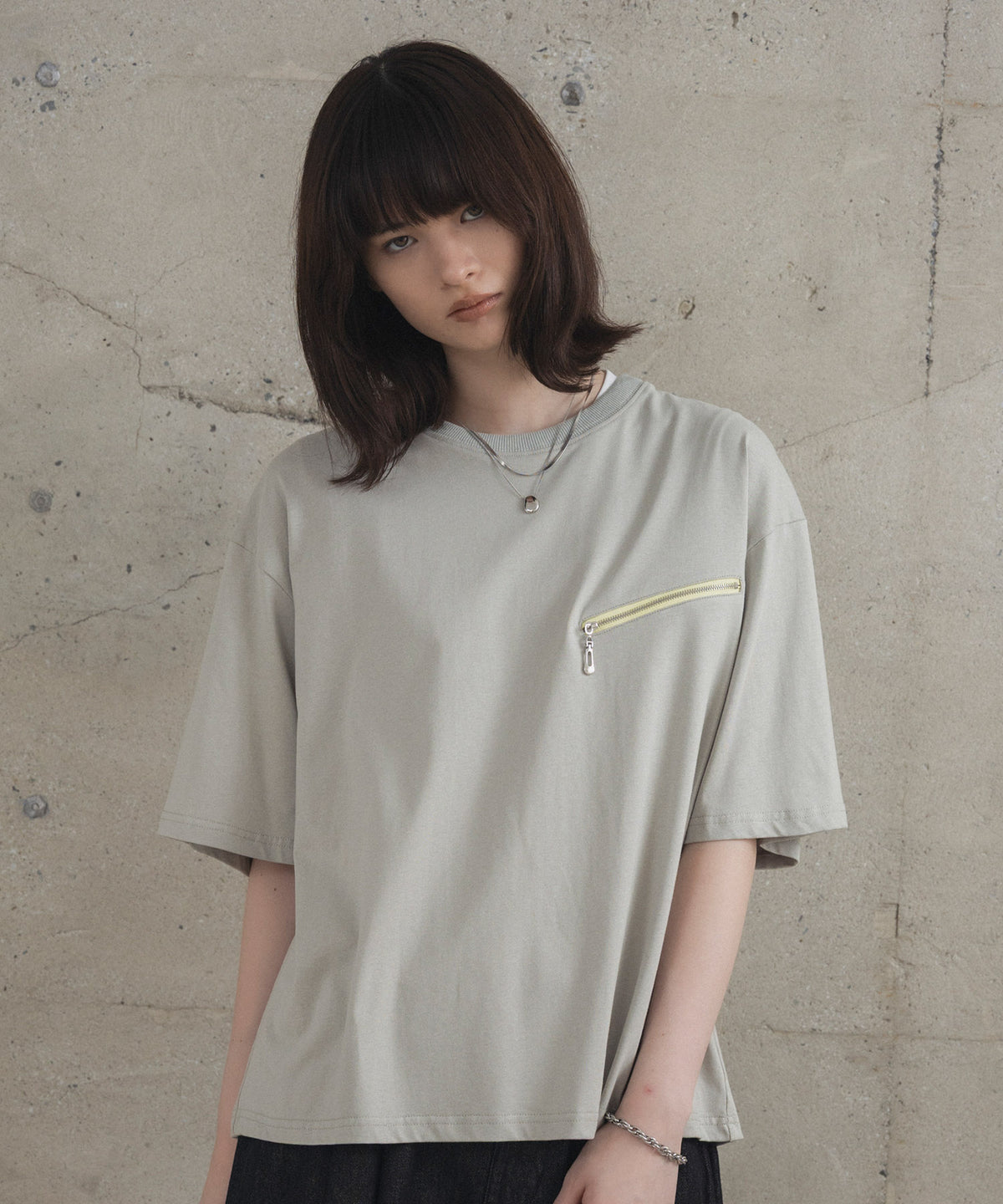 Zip-detail Tee / ジップディテールTシャツ