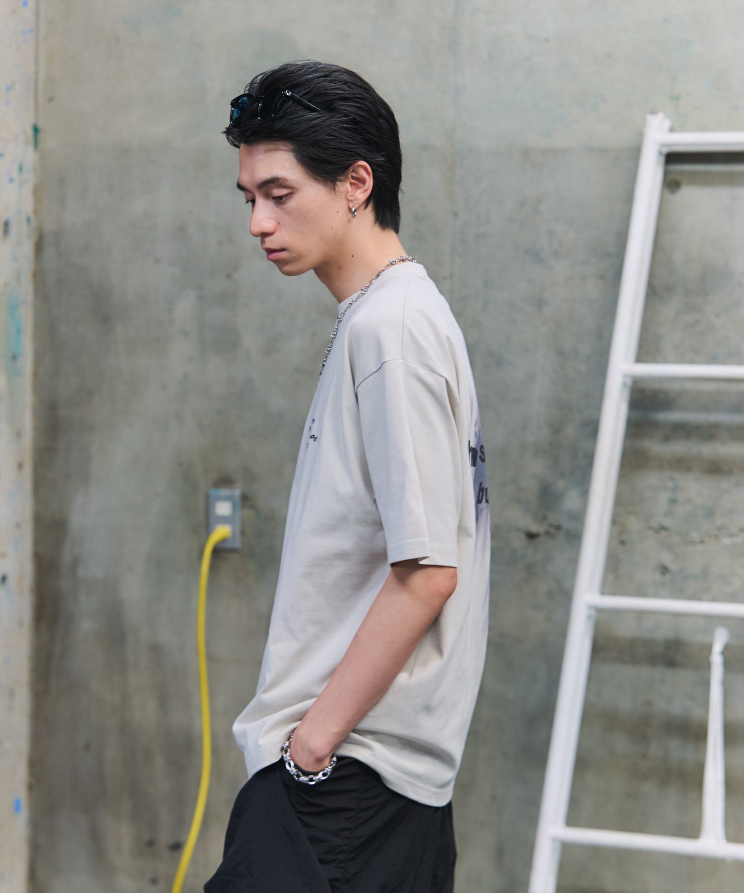 ビッグシルエット プレーティング グラフィック プリント 半袖Tシャツ